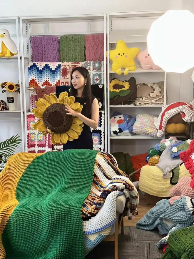 她把“毛线”玩出这些花样……(图2)