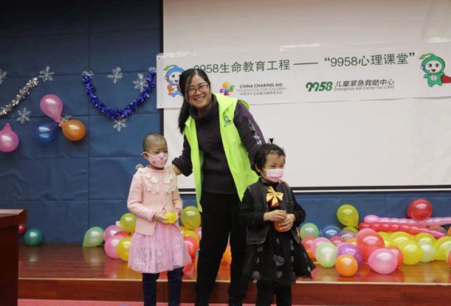 “9958生命教育工程”——“为爱编织”的帽子温暖孩子们一整个冬日！(图7)