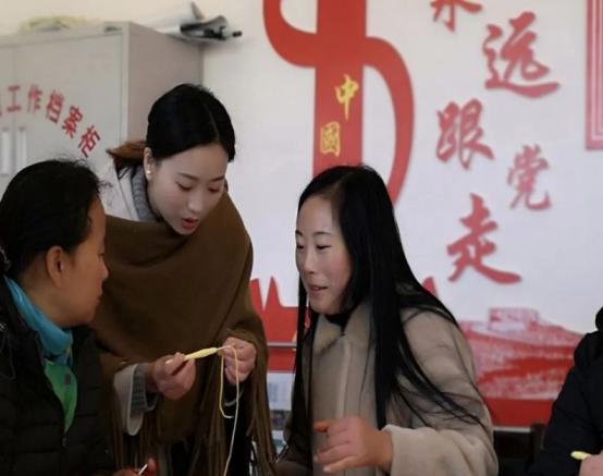江阴最美“织女”：撑起云亭扶贫“半边天”(图4)