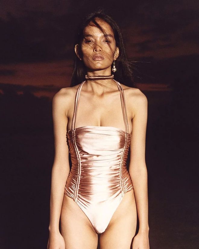 Kylie、Selena也疯狂安利！今夏比基尼最强攻略来啦！(图33)