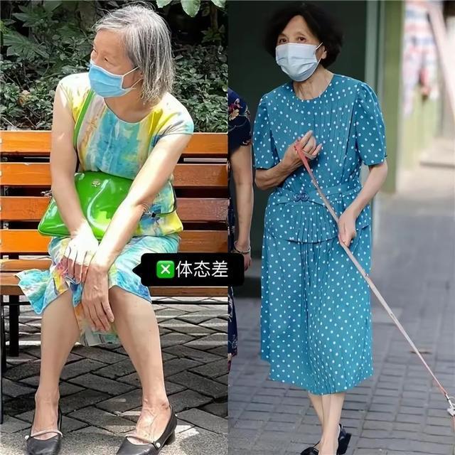 被这几位中年女性惊艳！裙过膝、穿衣极简却高级越老反而越优雅(图2)