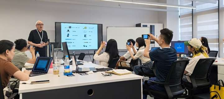热辣滚烫 力学笃行 -- 记“2024年全国服装针织专业教师暑期高级研修班”(图2)