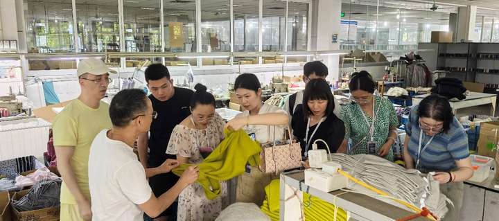 热辣滚烫 力学笃行 -- 记“2024年全国服装针织专业教师暑期高级研修班”(图8)