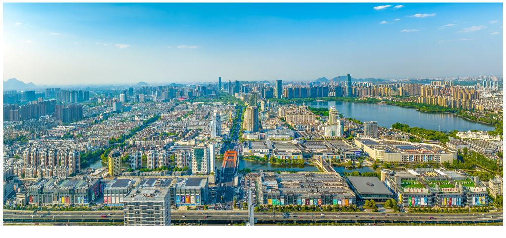开时尚新境 探新质未来｜2024第七届世界布商大会新闻发布会在北京举行(图2)
