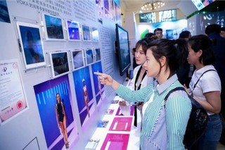 BALNEAIRE范德安泳装惊艳“中国品牌日”(图8)