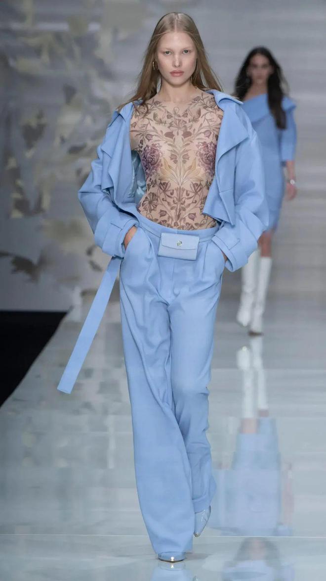 Aigner 2024春夏系列绚丽印花精湛细节(图16)