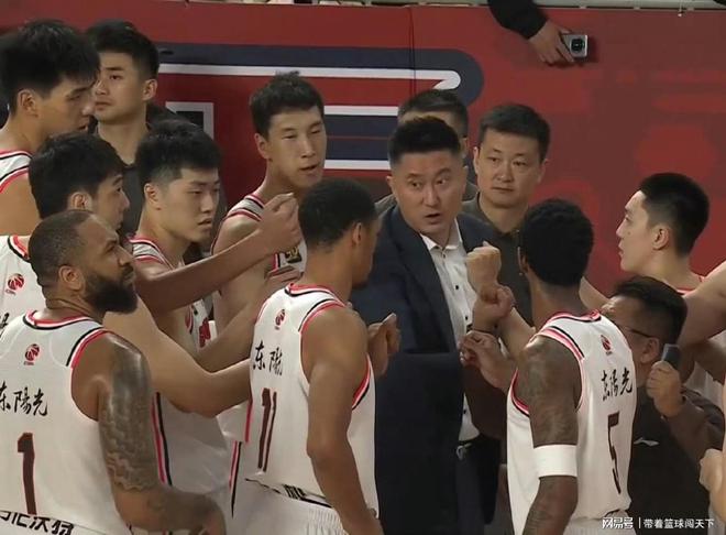 广东惨败原因姚明版本升级广东队外援减配国内球员再厉害也没用