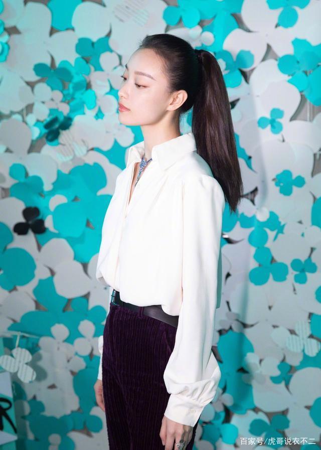 条纹元素也能显高的效果立体感十足更是可以给人带来精致气息！(图6)
