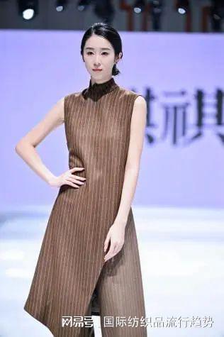 十余场创意时尚秀​掀起2024柯桥秋季国际纺博会时尚热潮！(图2)