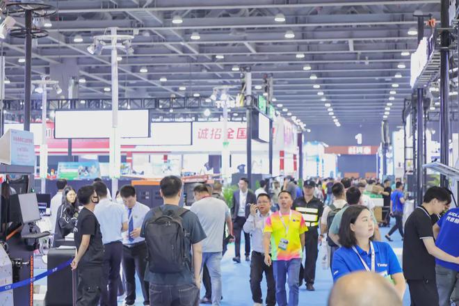 抢滩广州纺博会展位热销过半 —— 您的商业蓝海正在召唤！