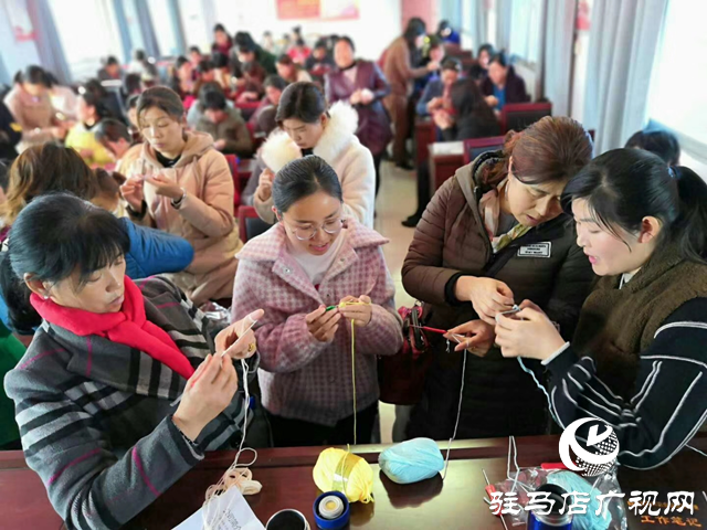 余水云：传承钩编技艺 助力青年就业(图4)