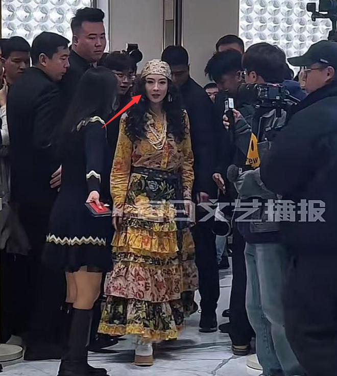 44岁张柏芝被质疑整容鼻头奇怪笑容僵硬生图与精修差距大(图5)