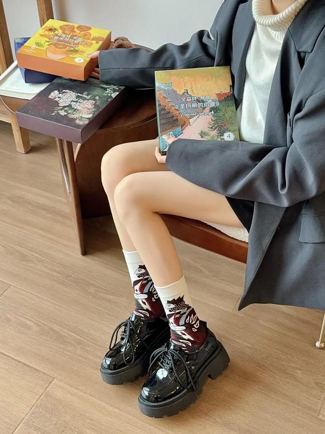 出门逢人就推的搞怪艺术袜子来了做工、花色设计都是next level！(图38)