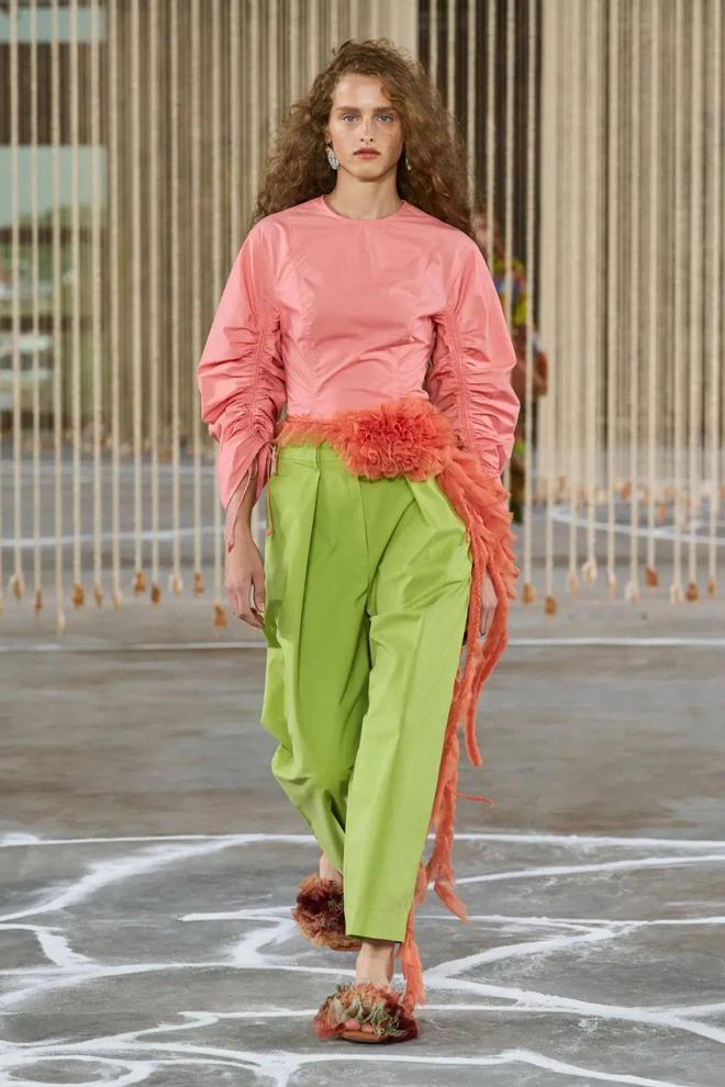 Ulla Johnson 2024春夏系列斑斓浪漫(图7)