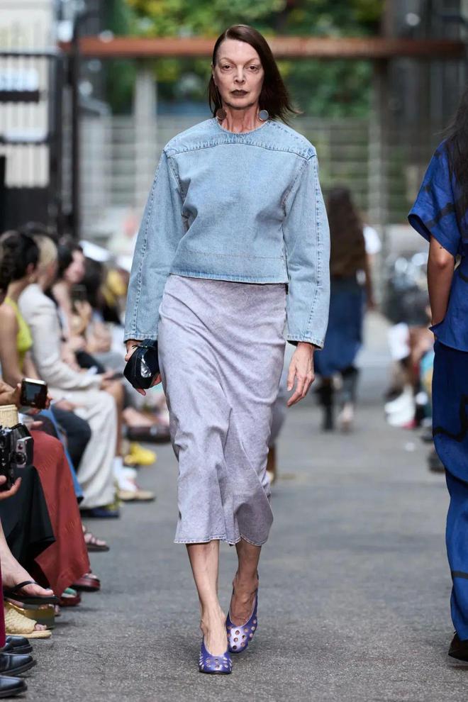 Rachel Comey 2024春夏系列柔和修身时尚短裤(图16)