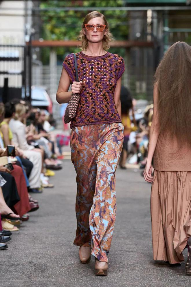 Rachel Comey 2024春夏系列柔和修身时尚短裤(图20)