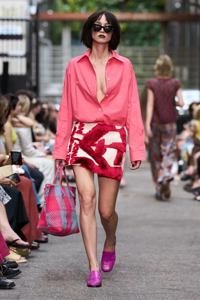 Rachel Comey 2024春夏系列柔和修身时尚短裤(图22)