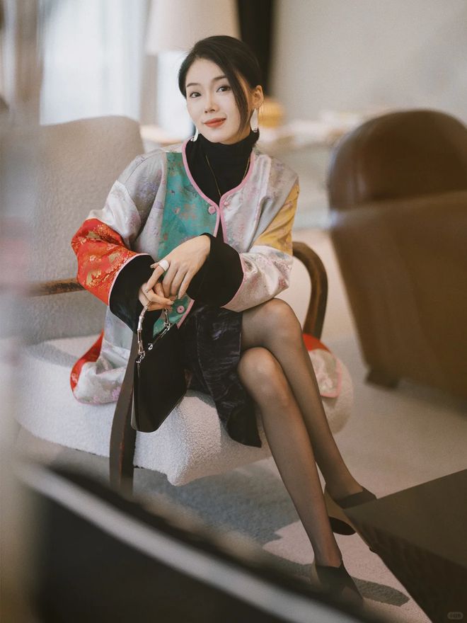 适合50岁女性的秋季穿搭这样穿很减龄时尚又优雅高级(图5)