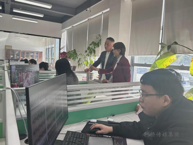 企业老总访谈｜木林森：“走出去”让企业根壮叶茂(图4)