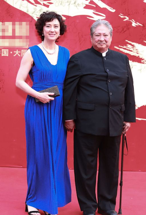 高丽虹不仅五官长得好就算老了也很精致洪金宝真挺享福的(图4)