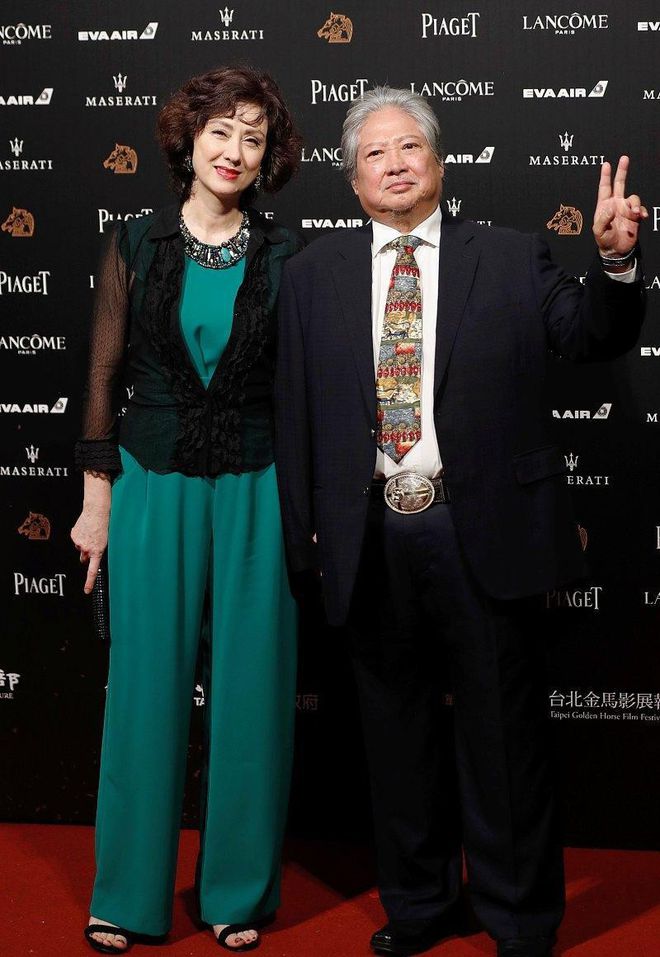 高丽虹不仅五官长得好就算老了也很精致洪金宝真挺享福的(图3)