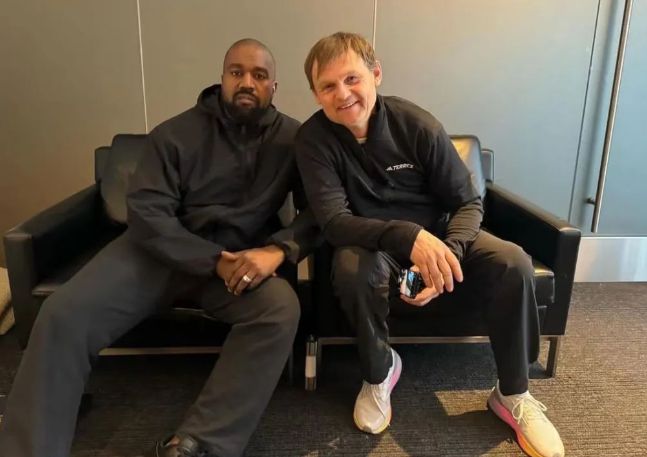 「阿迪」清空Yeezy库存绝版了！(图4)