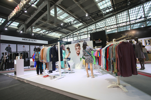 CLOTHING FABRICS TEXTILE ASIA