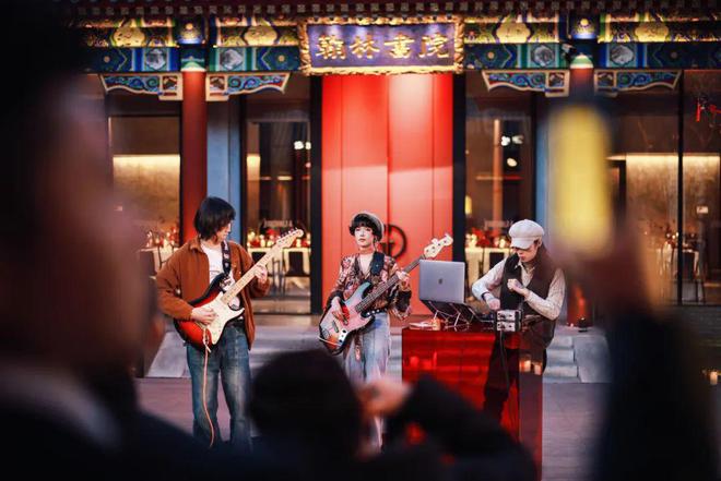 NEWS｜易烊千玺与Golden Goose推出共创联名系列(图57)
