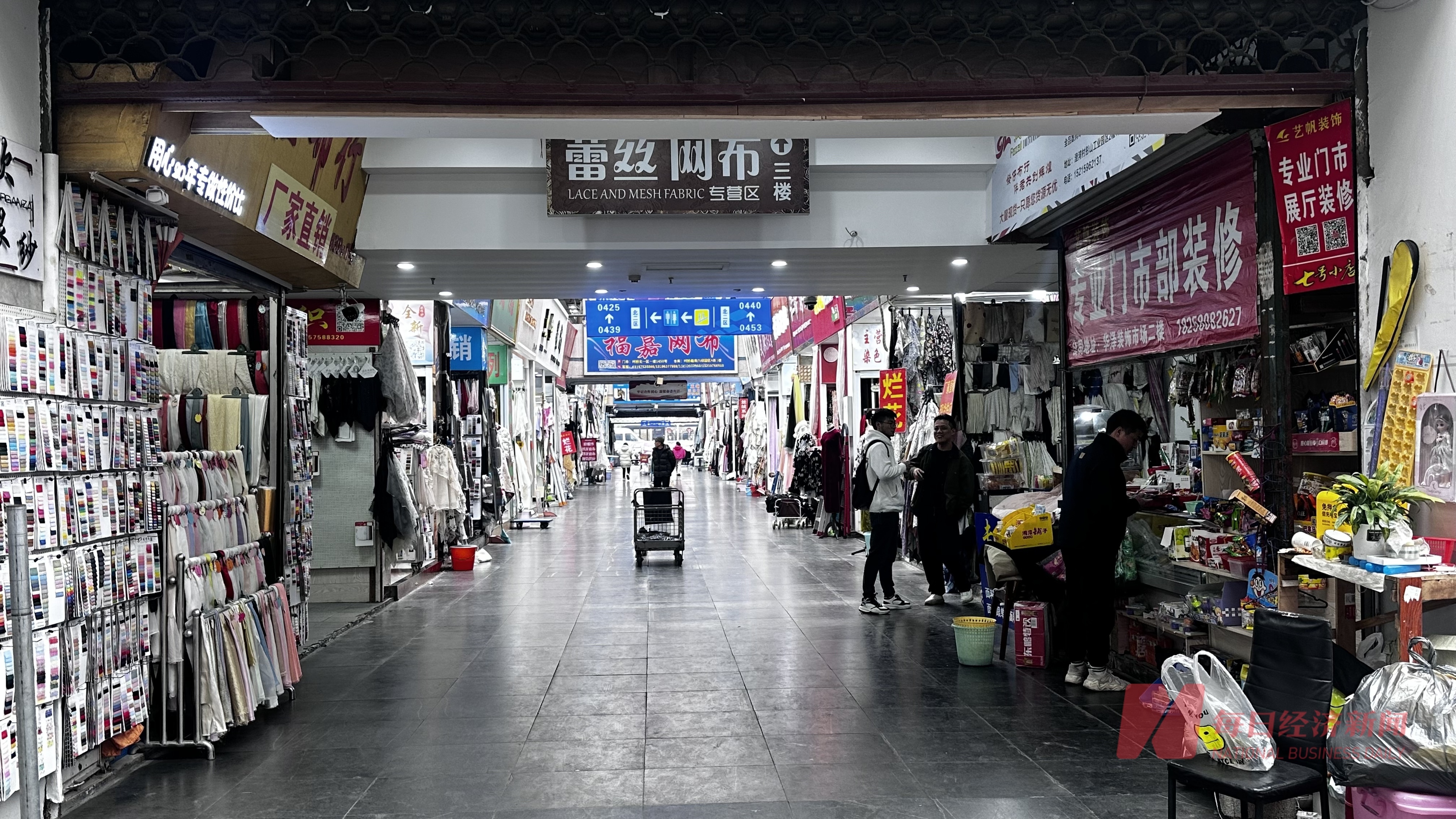 一线丨柯桥纺织交易市场人气下降商家经营分化 轻纺城：先拢市、再造市(图2)