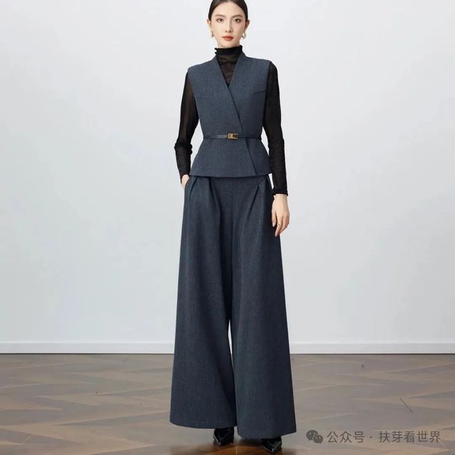 迎新春知性穿搭选套装走路带风又美又飒！(图3)