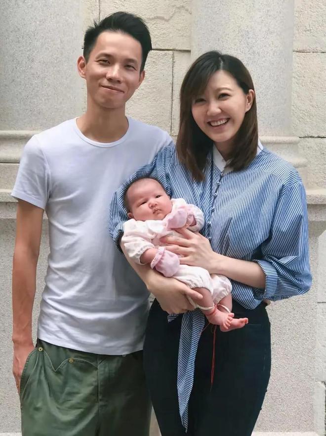 吴若希女儿正面照曝光！神复制妈妈美貌网友惊呼：基因太强大了(图4)