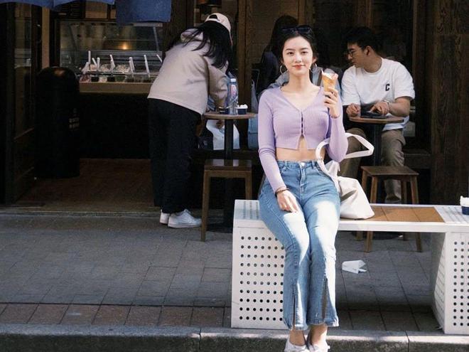 春夏时尚新趋势：简约穿搭成热门选择(图5)