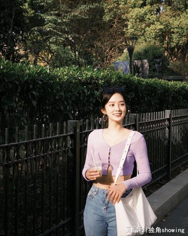 春夏时尚新趋势：简约穿搭成热门选择(图7)