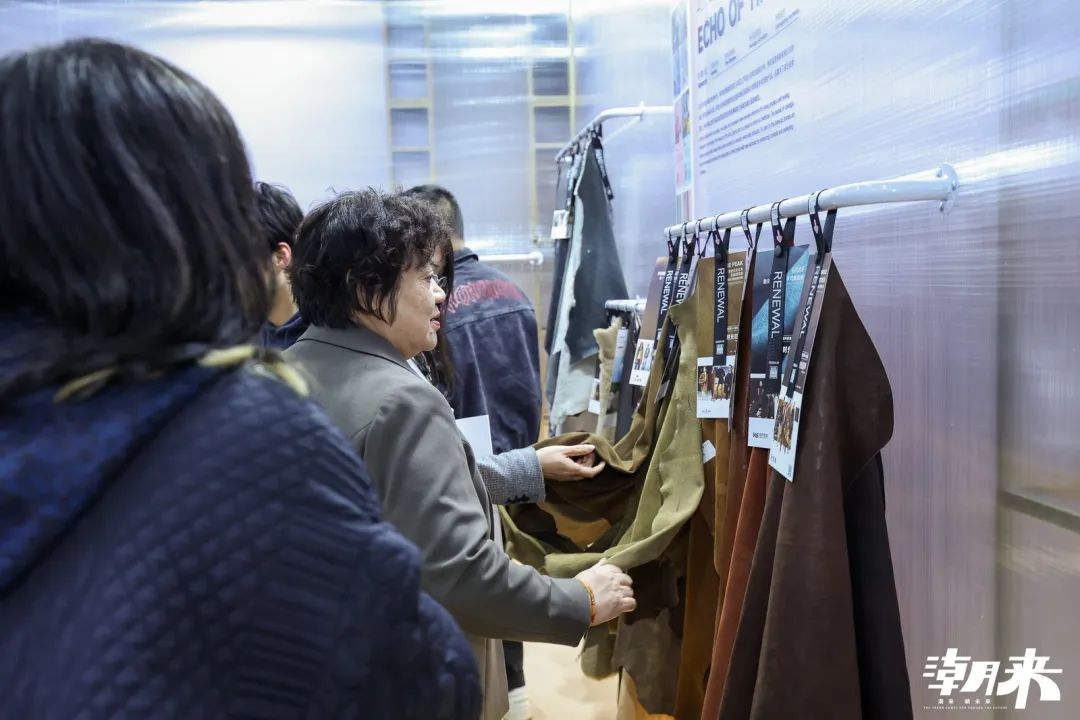 向“心”而生 逐“质”而行 2025海宁中国国际皮革毛皮时装面辅料展开幕(图6)