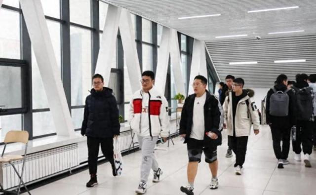 2024中国最满意大学哈工大排名怎么样？第一梦中情校！(图2)