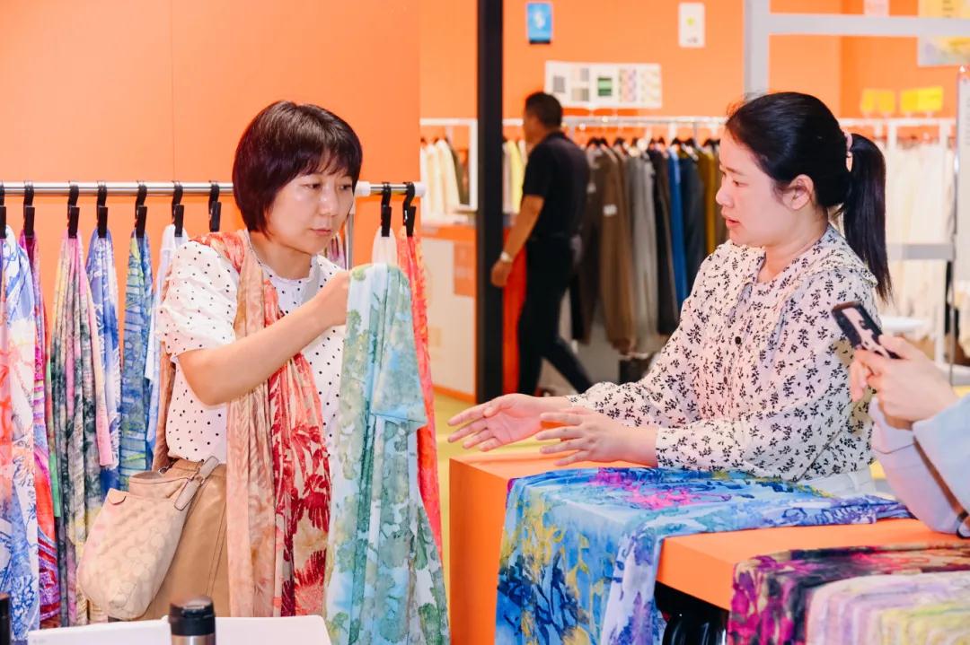 探索针织世界 领略织艺魅力——PH Value秋冬针织展即将璀璨登场(图12)