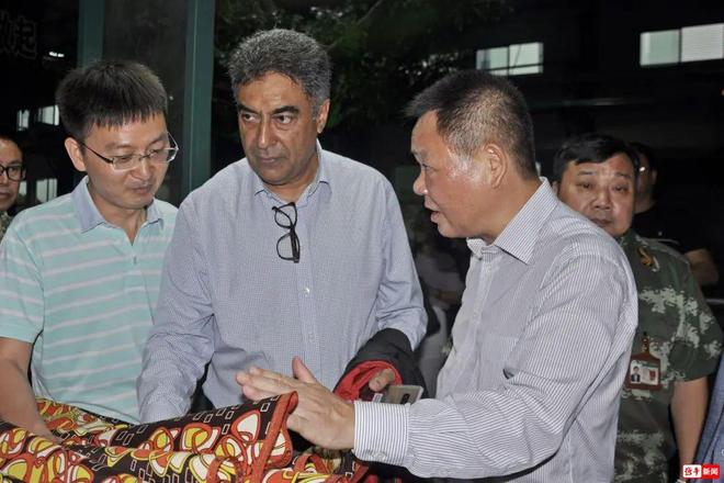 年产能3亿米宝纺已成为全球最大蜡染布生产基地之一(图5)