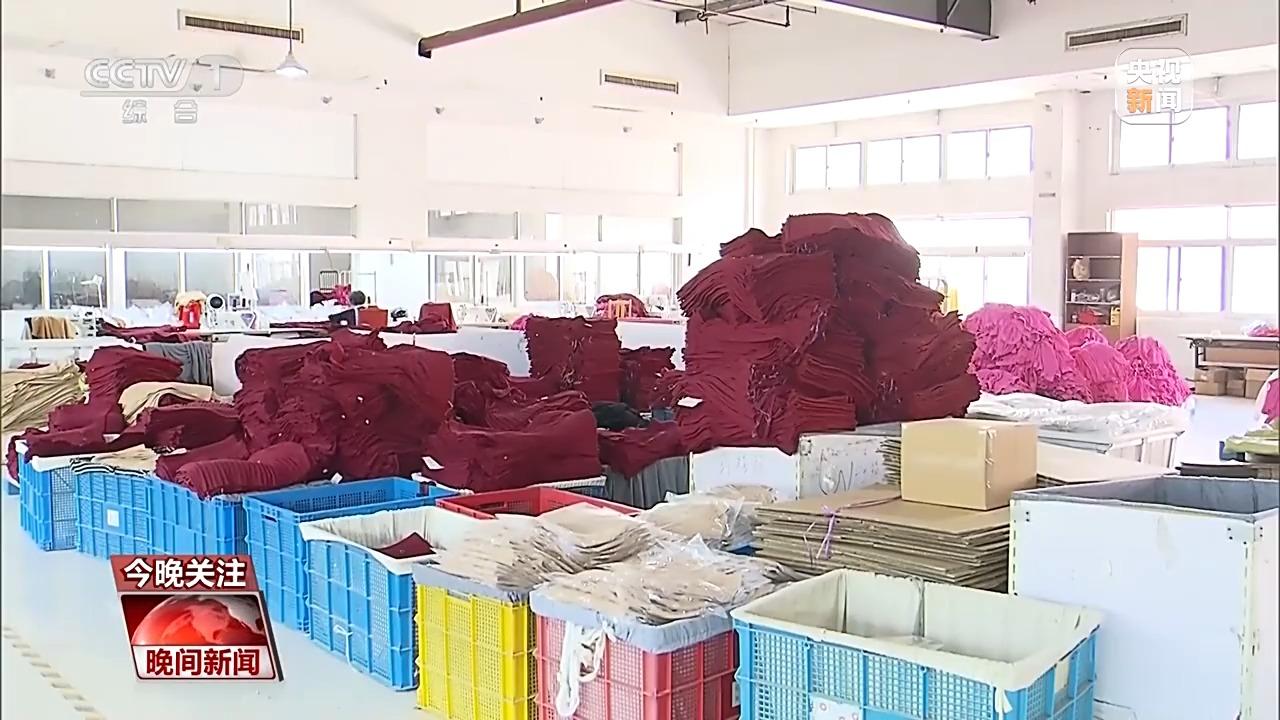 忙忙忙！美国客户疯狂补货 中国外贸企业订单暴涨(图1)
