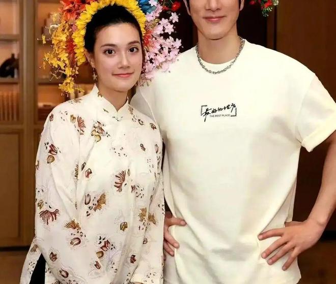 王力宏侄女照片罕见曝光长相英气十足眉眼和下巴都像他实在太“俊”了(图2)