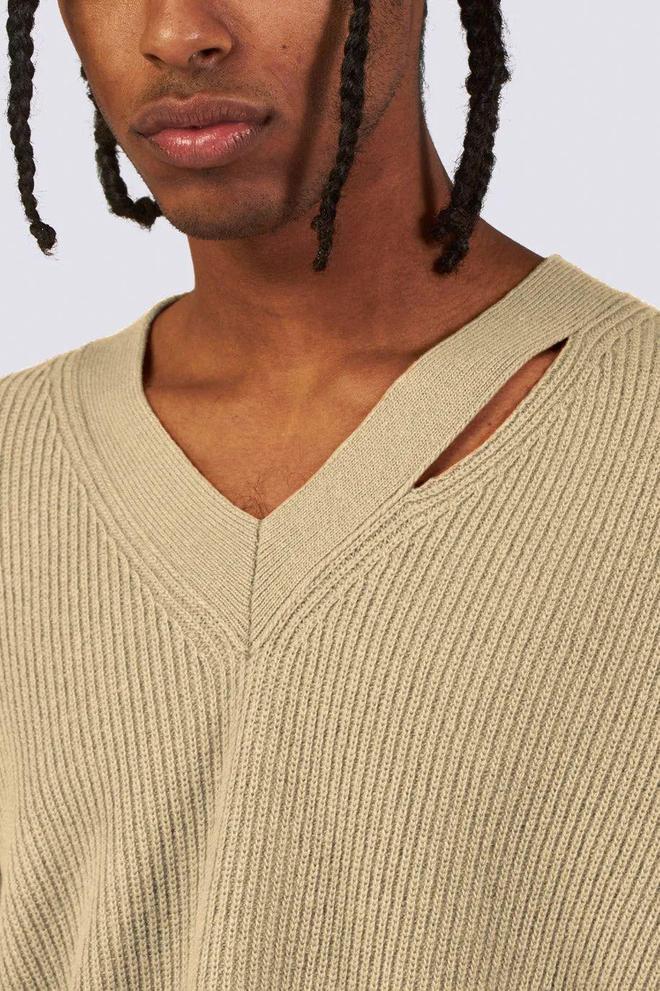 2024春夏针织男装色彩:杏仁糖野马棕水晶玫瑰(图2)