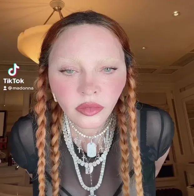 67岁麦当娜男友永远28！“女版小李子”为什么高能量满满(图19)