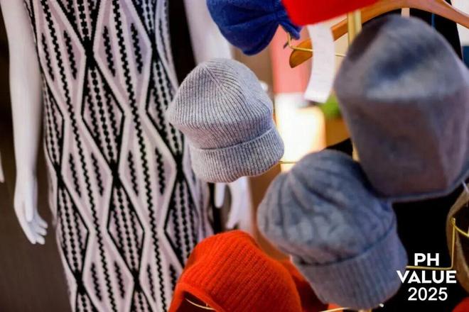清河羊绒闪亮登场2025 PH Value中国国际针织（秋冬）博览会13家精锐品牌共绘时尚新篇章(图3)