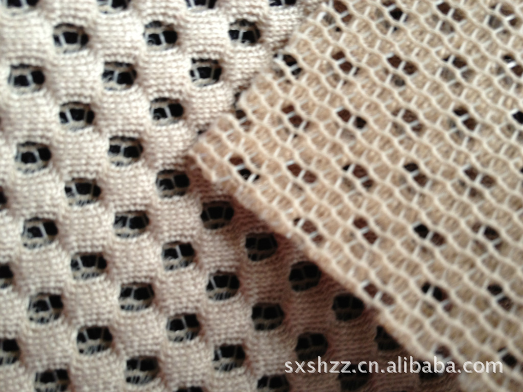 经编布的分类及特点