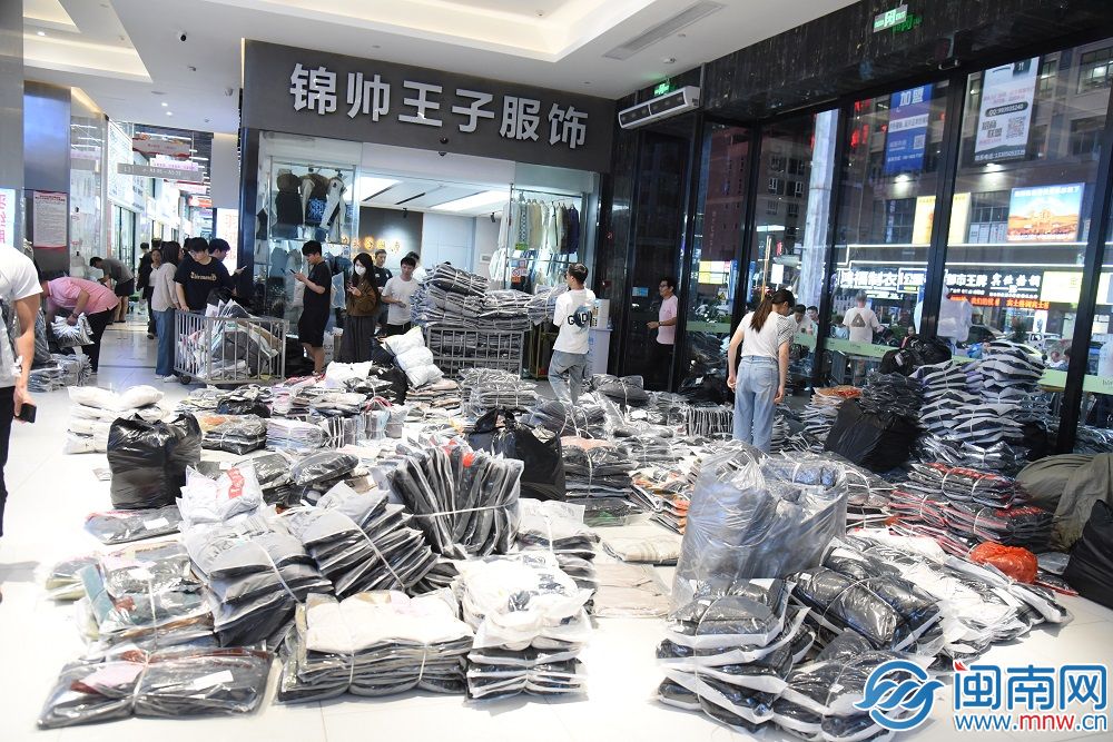 一个产业 共富一方丨石狮：衣被天下“织”就共富蓝图(图6)