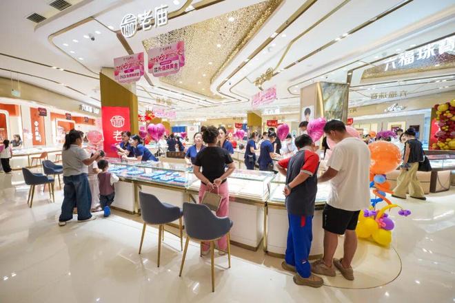 3天16亿客流超56万!解密爱情广场“汽车文化引力场”的商业升维之道(图8)