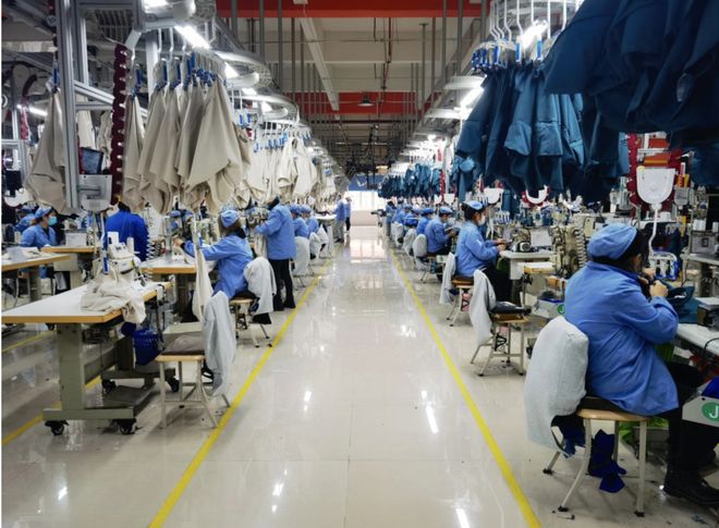 李婷:服装业的老板们是让财富流动的中坚群体(图10)