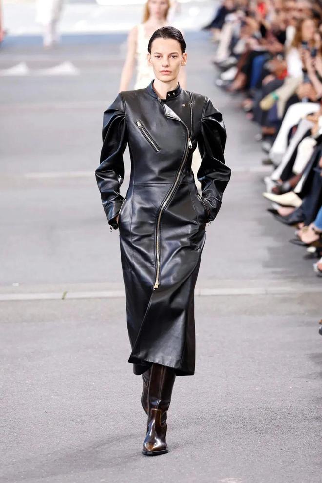 Chloe 2024春夏系列别致设计金盏花的暖意(图7)