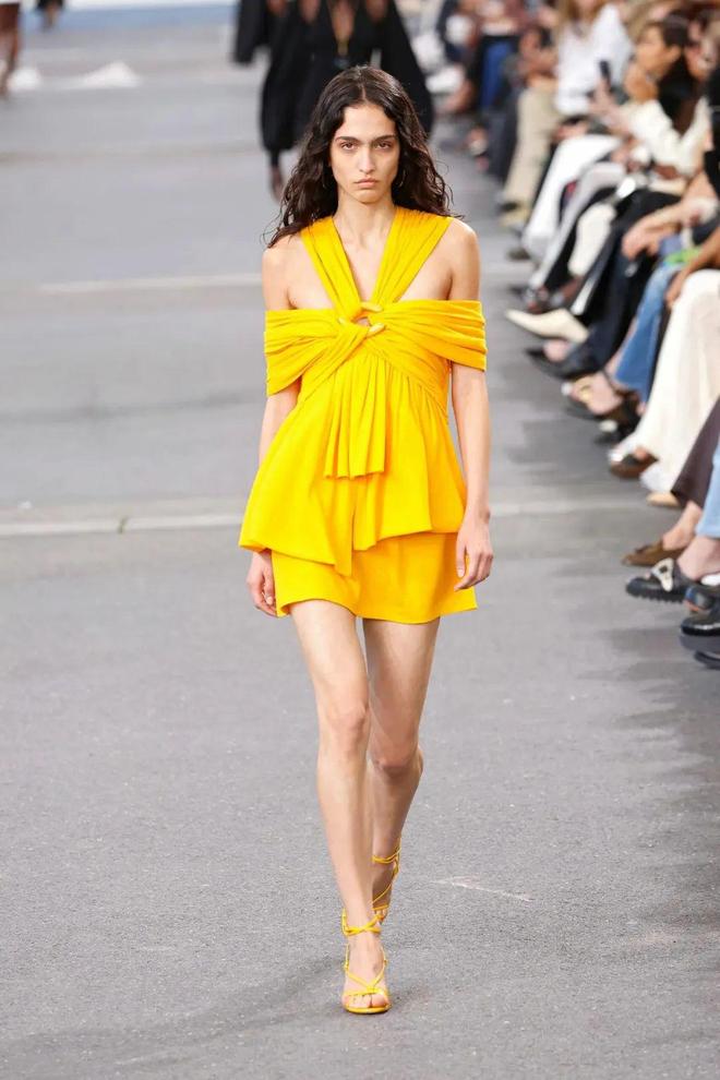 Chloe 2024春夏系列别致设计金盏花的暖意(图26)