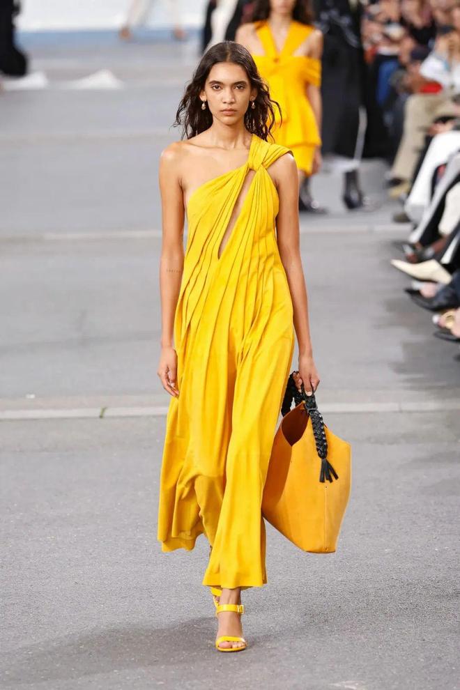 Chloe 2024春夏系列别致设计金盏花的暖意(图25)