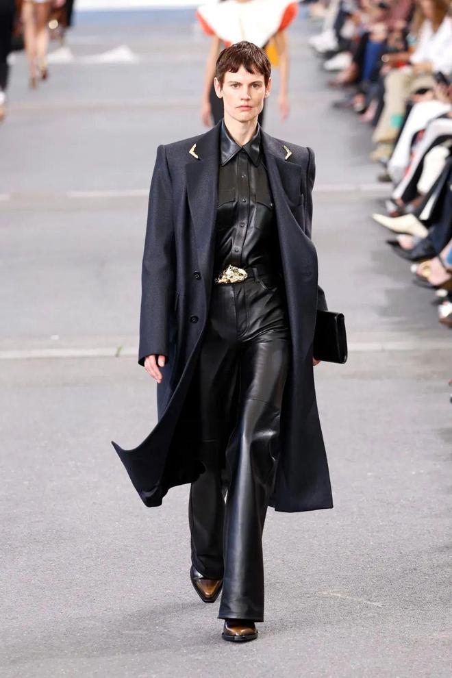 Chloe 2024春夏系列别致设计金盏花的暖意(图34)